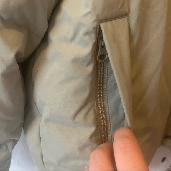 NWT Faherty Chalet Puffer Coat in Sage Green- Multiple Sizes Available - Picture 8 of 16